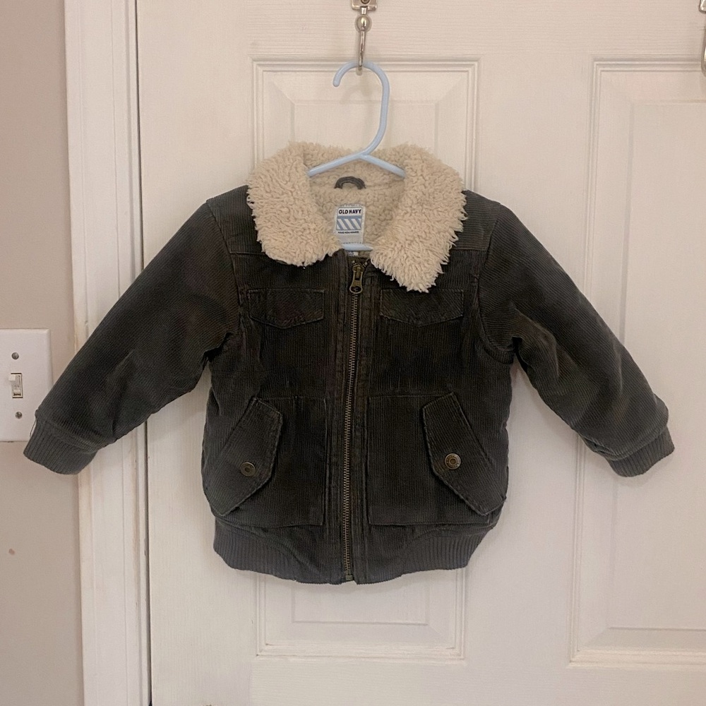 Old Navy Sherpa Lined Corduroy Jacket in Charcoal Grey